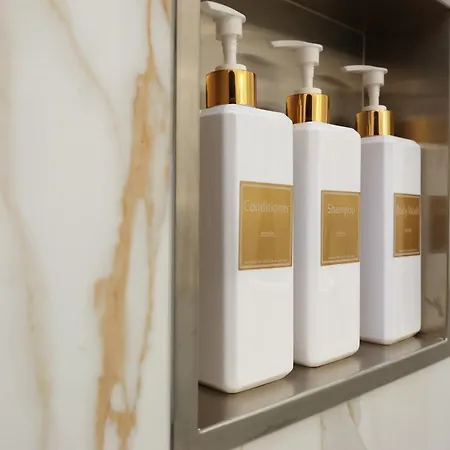 Modern 5 Bed House New Dom wakacyjny