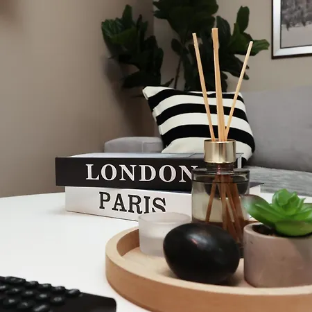 Modern 5 Bed House New Бристоль