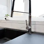 Modern 5 Bed House New Bristol