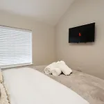 Holiday home Modern 5 Bed House New