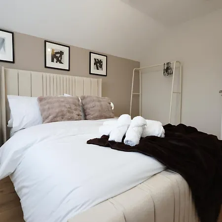 Modern 5 Bed House New 度假居 布里斯托